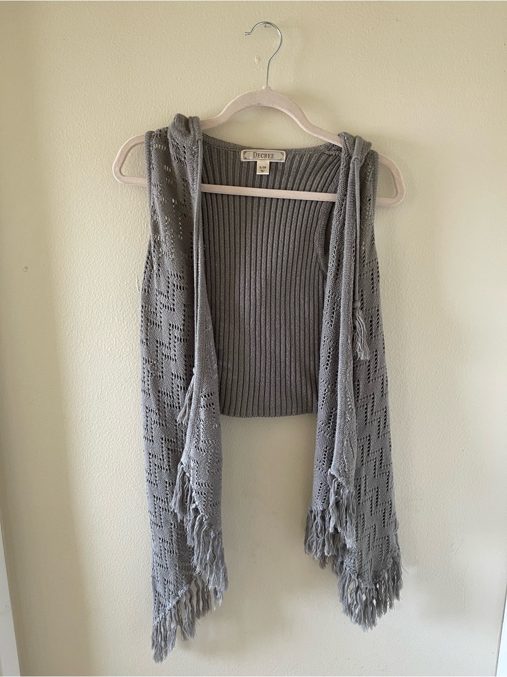Decree Light Gray Ribbed Knit Cardigan